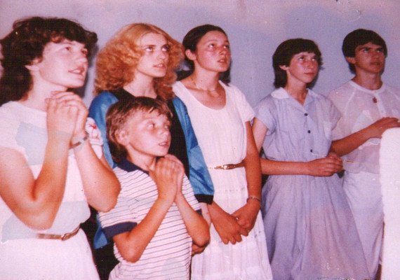 Medjugorje, collina delle apparizioni e statua della Regina della Pace